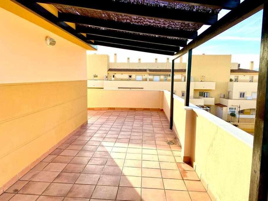 Sea View And Mountains By Solymar Holiday Torre Del Mar Exterior foto